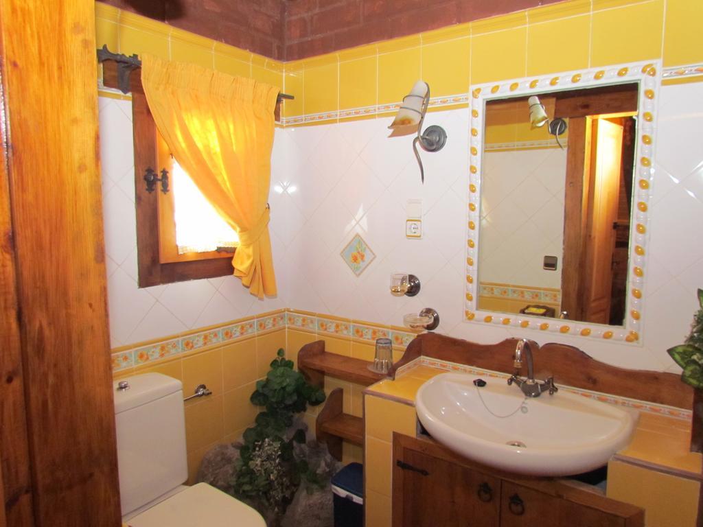 Casa Rural Fontamil Gistain Bilik gambar